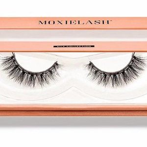 MOXIELASH - Magnetic " Swaggy" Lashes - SILK COLLECTION
